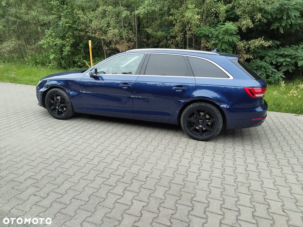 Audi A4 Avant 2.0 TDI S tronic design - 29
