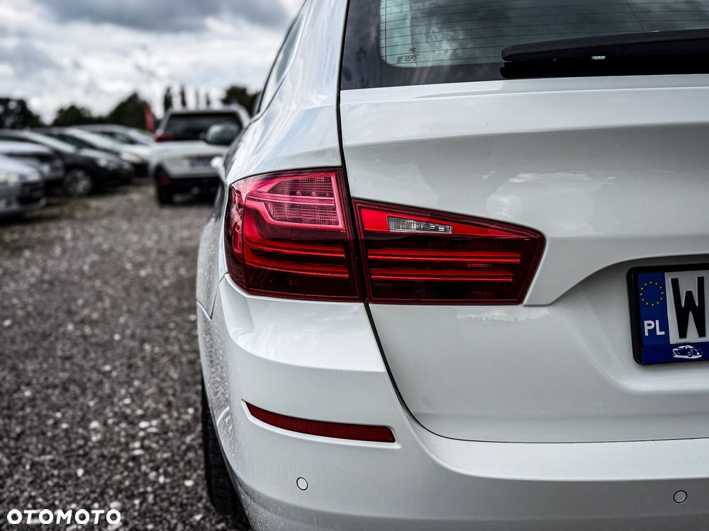 BMW Seria 5 518d Luxury Line - 5