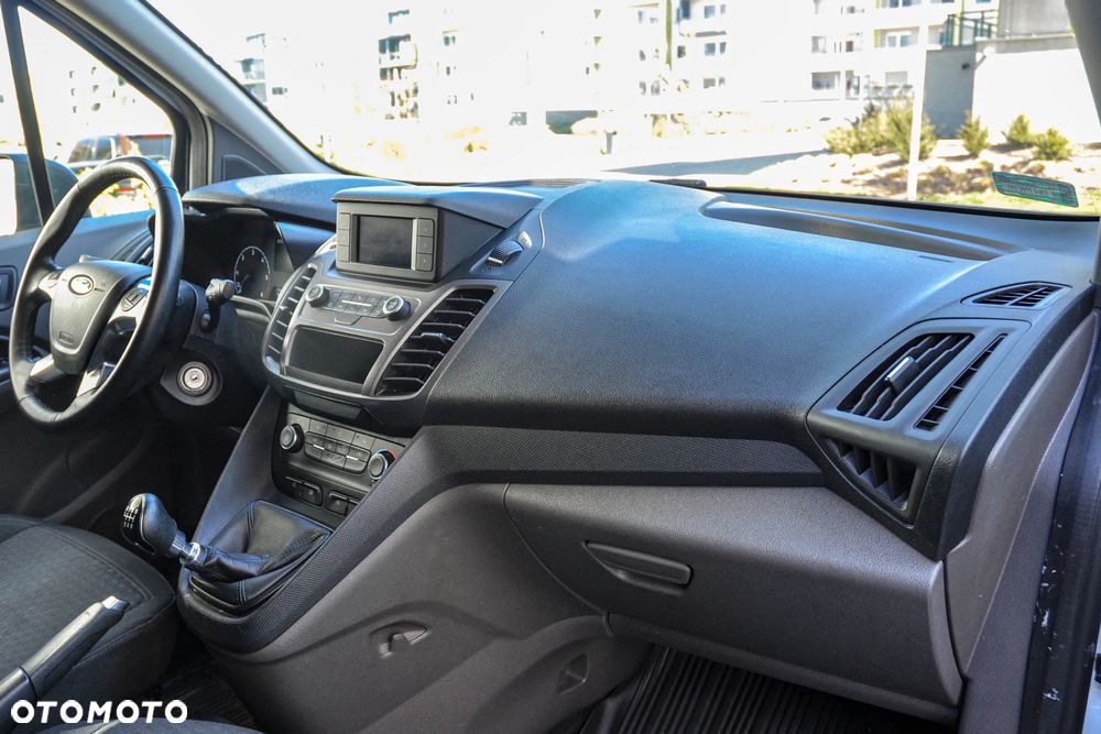 Ford Transit Connect - 9