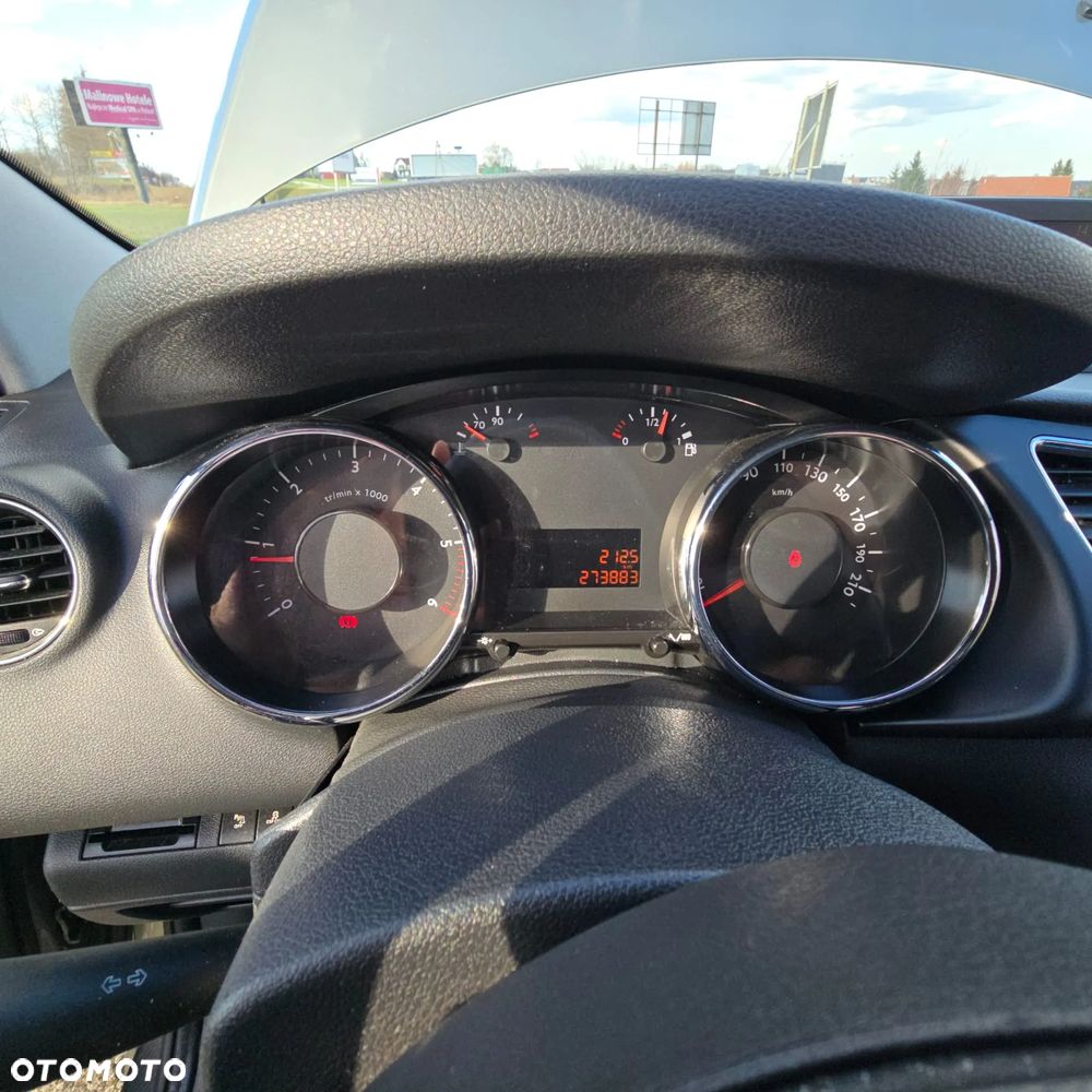 Peugeot 3008 ver-1-6-hdi-trendy - 24