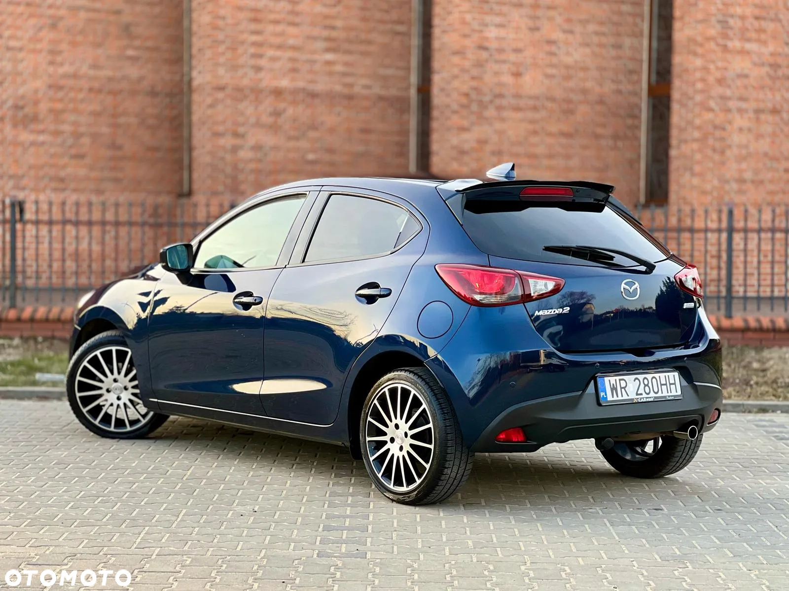 Mazda 2 SKYACTIV-G 90 Sports-Line - 4
