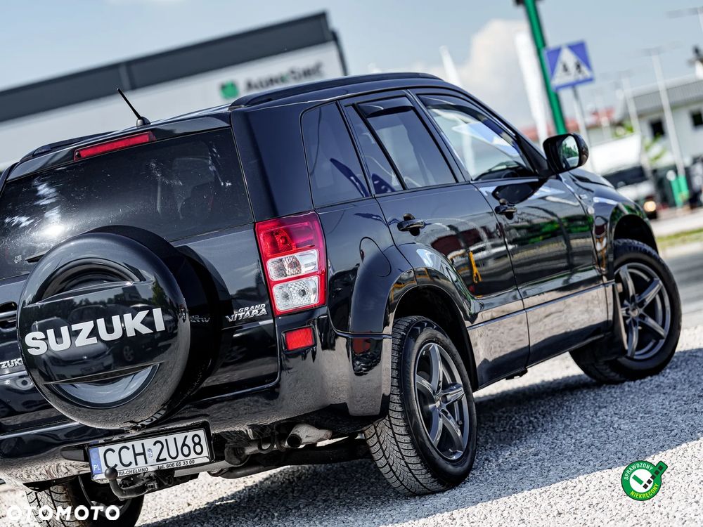Suzuki Grand Vitara 1.9 DDiS Comfort + DPF Family - 9