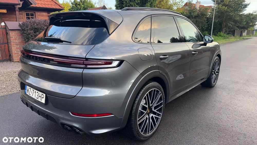 Porsche Cayenne - 5