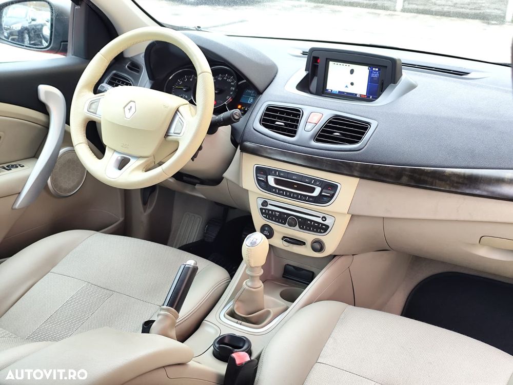 Renault Fluence - 11