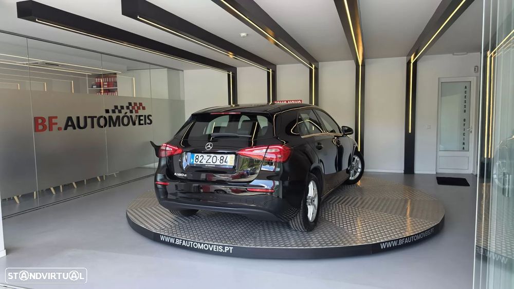 Mercedes-Benz A 180 d Style Plus Aut. - 17