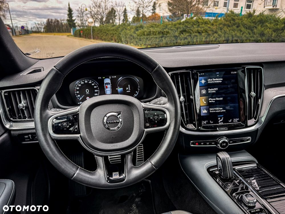 Volvo V60 T8 AWD Twin Engine Geartronic R-Design - 39