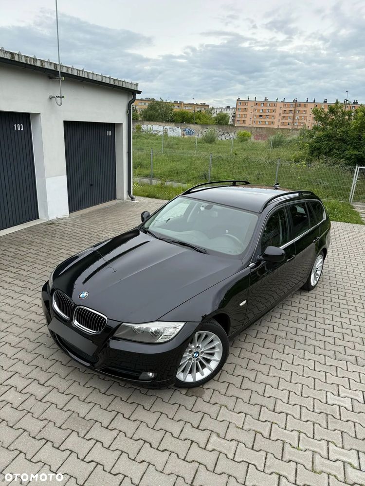 BMW Seria 3 318d - 1