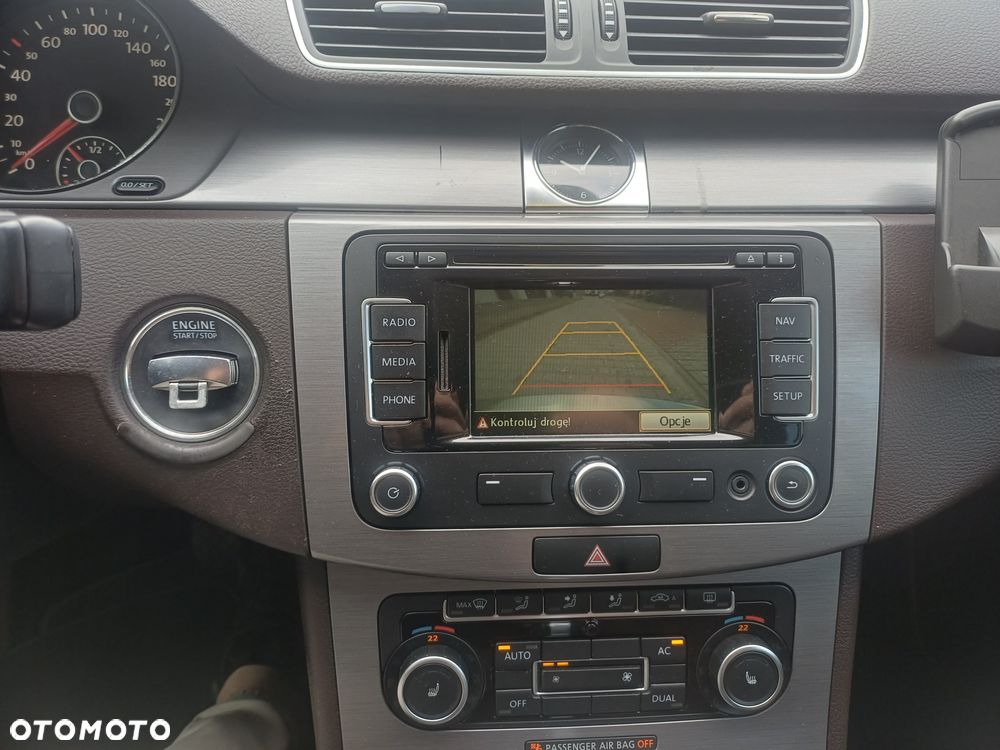 Volkswagen Passat 2.0 TDI 4Mot Highline DSG - 13