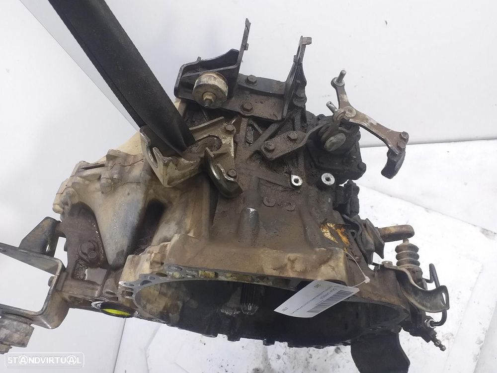 CAIXA VELOCIDADES TOYOTA AVENSIS BREAK FAMILIAR 2007 - 4