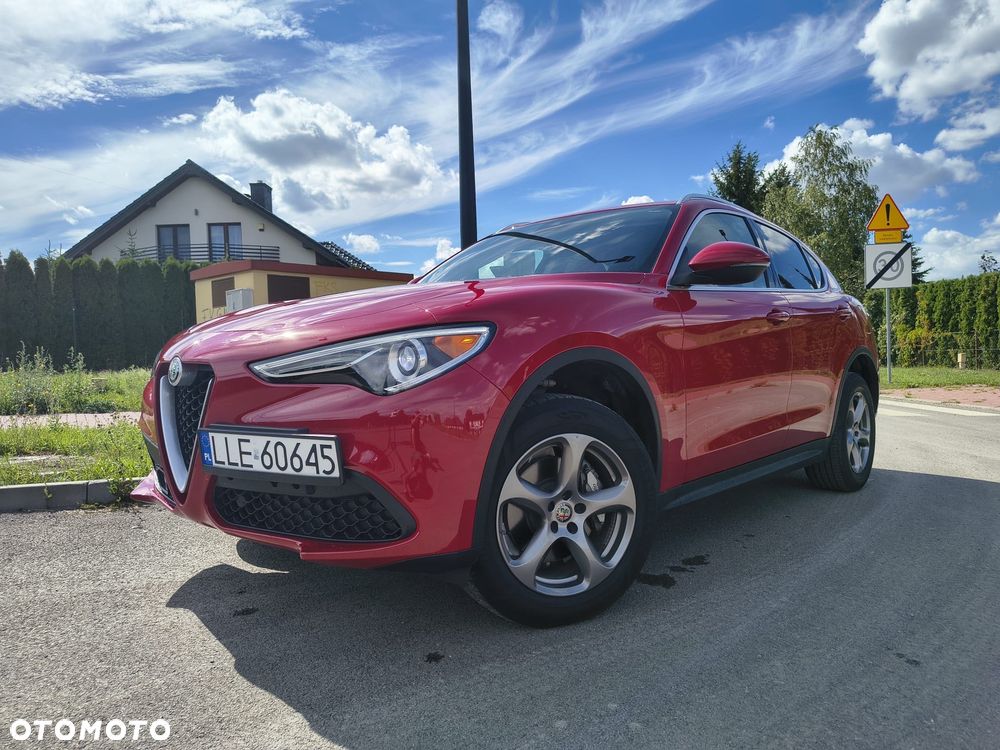Alfa Romeo Stelvio - 2