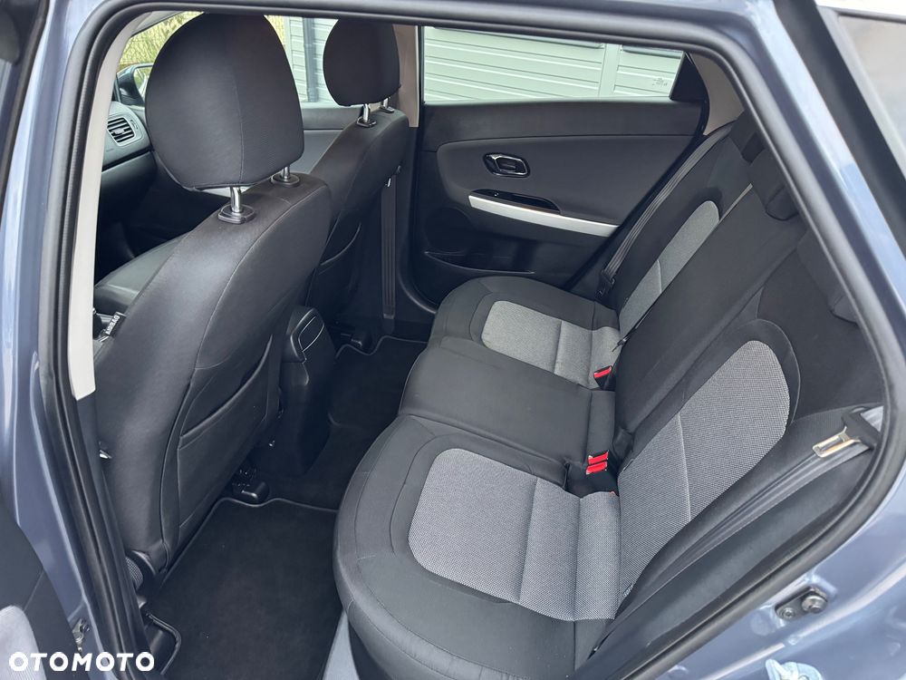 Kia Ceed SW 1.6 CRDi Vision - 32