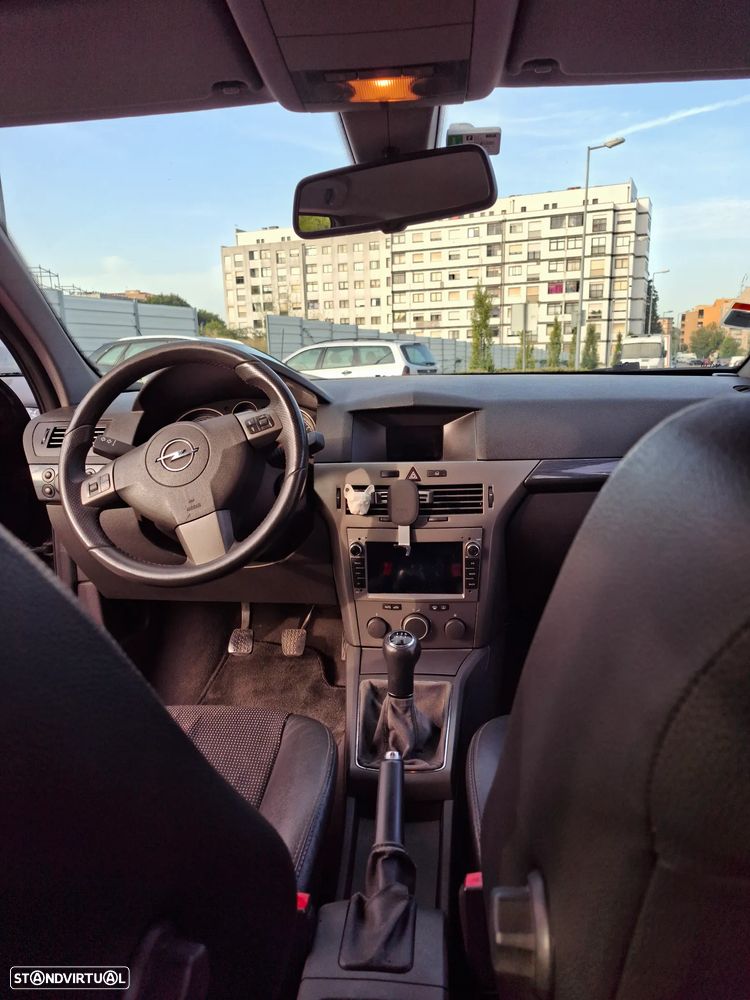 Opel Astra 2004 photo 5