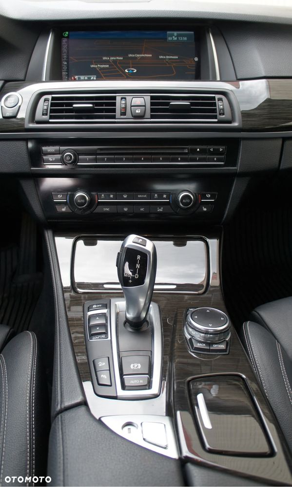 BMW Seria 5 520d xDrive Luxury Line - 20