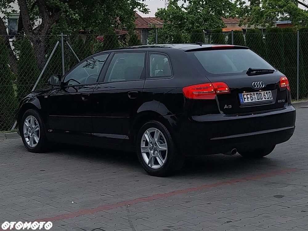Audi A3 Sportback 2.0 TDI DPF S line Sportpaket plus - 7