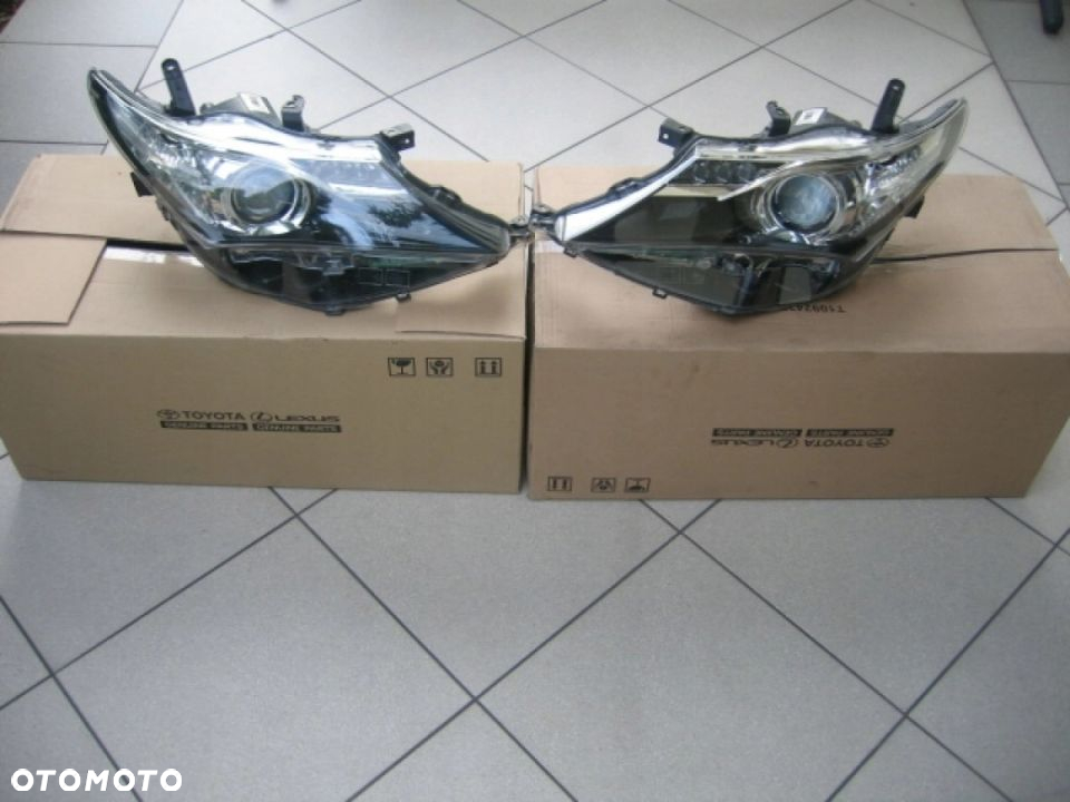 TOYOTA AURIS II LIFT HB ZDERZAK TYLNY LISTWA - 11