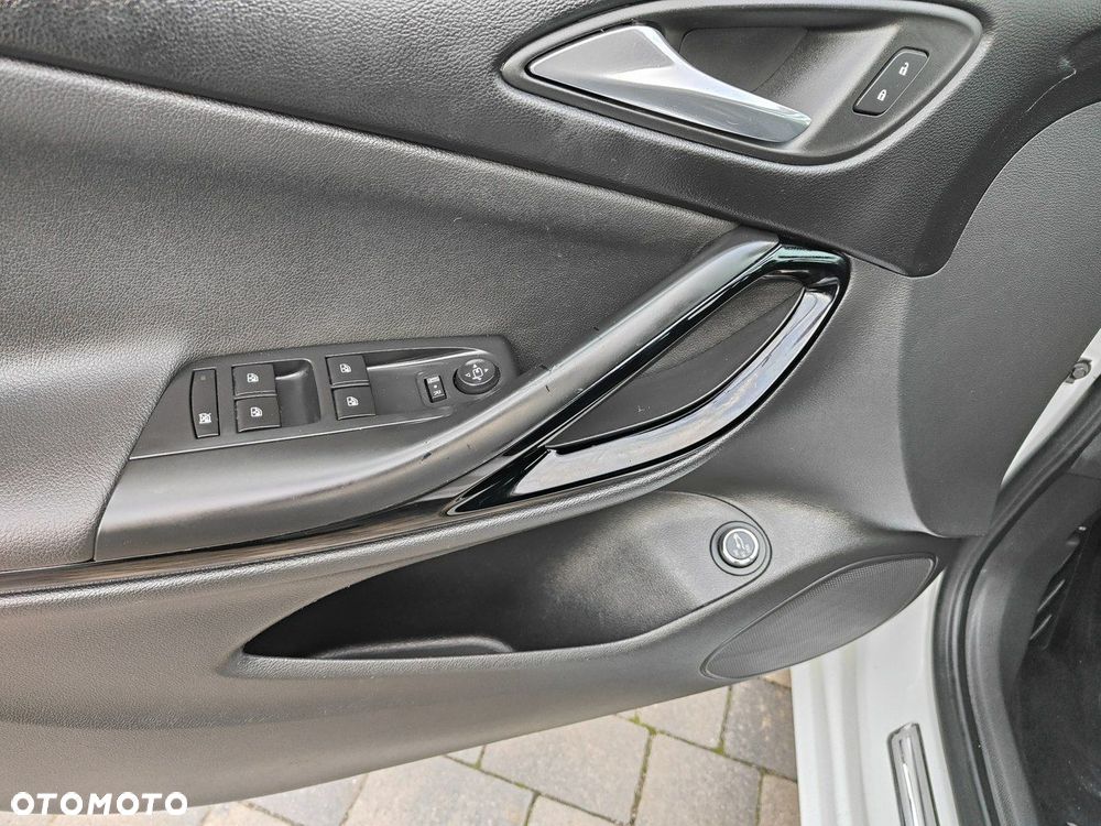 Opel Astra 1.4 Turbo Start/Stop Automatik Business - 19