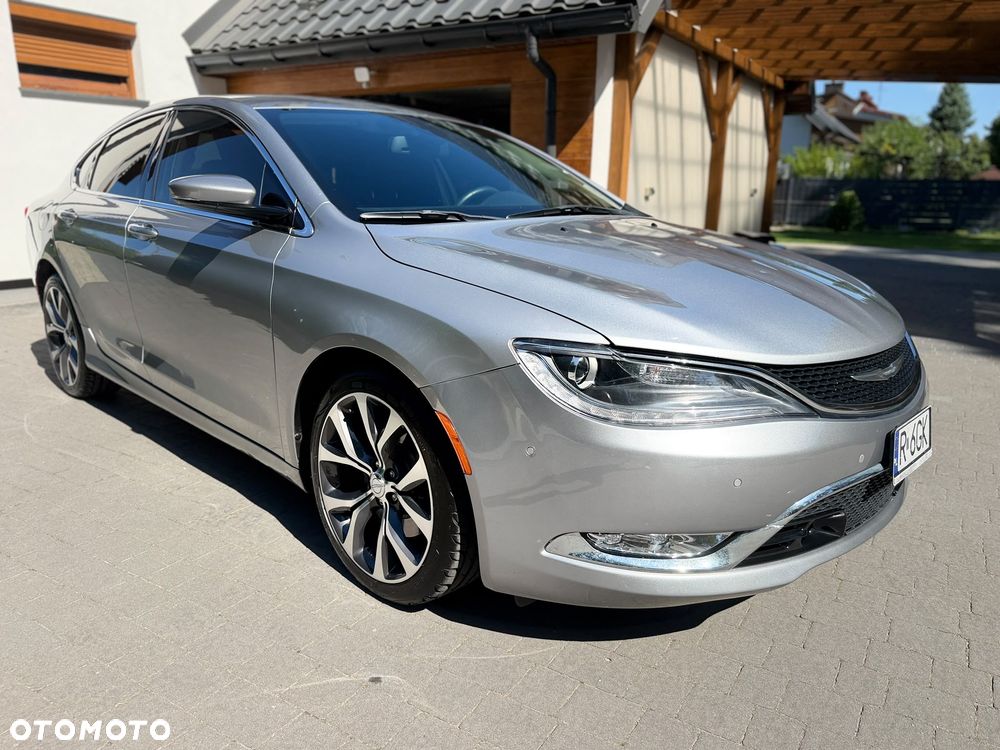 Chrysler 200 - 5