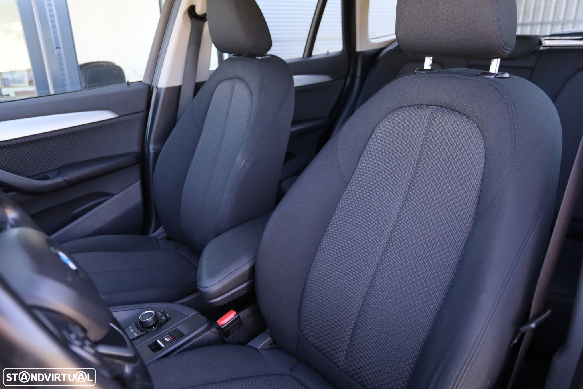 BMW X1 16 d sDrive - 8