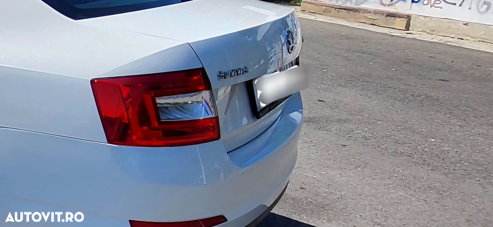 Skoda Octavia 2.0 TDI Style - 20