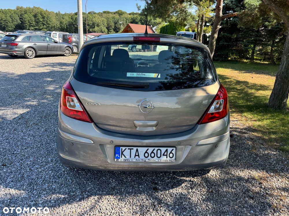 Opel Corsa 1.2 16V Enjoy - 4