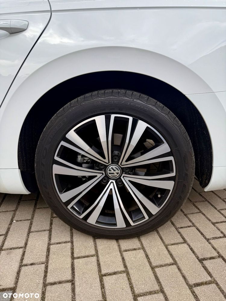 Volkswagen Arteon 2.0 TDI SCR Elegance DSG - 17