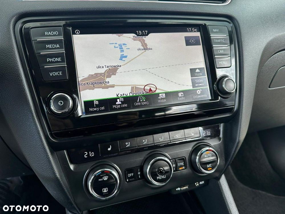 Skoda Octavia 2.0 TDI Ambition DSG - 28