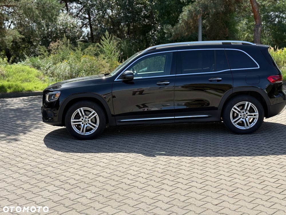 Mercedes-Benz GLB - 10