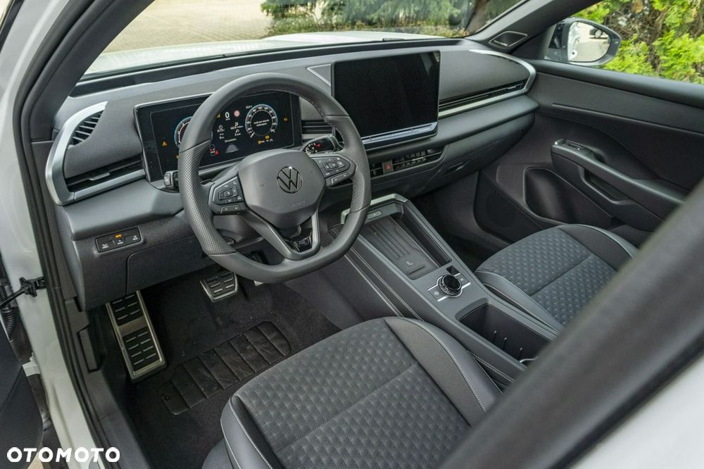 Volkswagen T-Roc - 15
