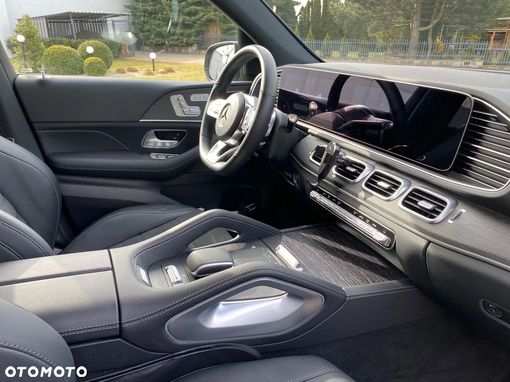 Mercedes-Benz GLE 300 d 4-Matic - 11
