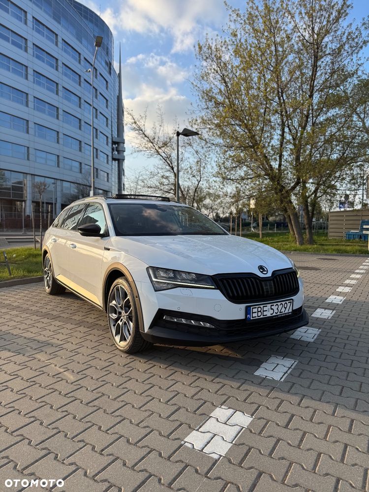 Skoda Superb 2.0 TSI 4x4 Scout DSG - 1