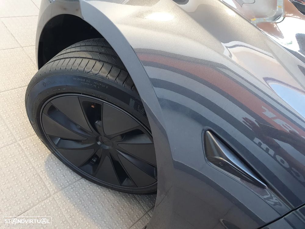 Tesla Model 3 Standard Range Plus RWD - 18
