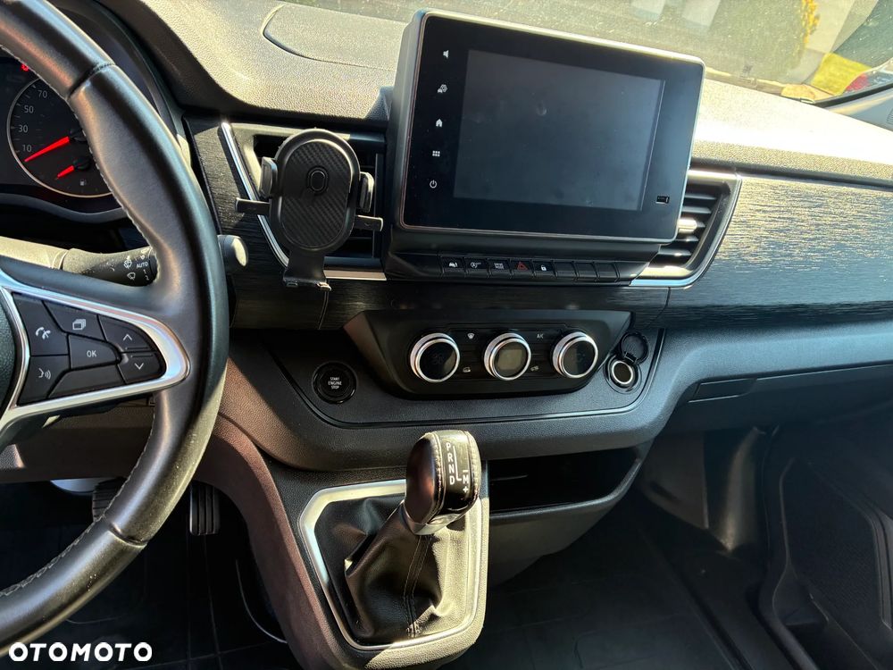 Renault Trafic - 10