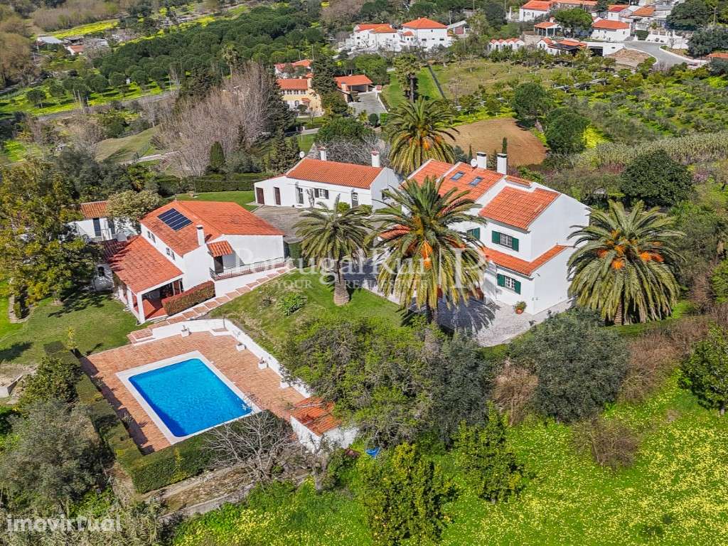 Quintinha com várias habitações em Vila Franca de Xira - Grande imagem: 4/60