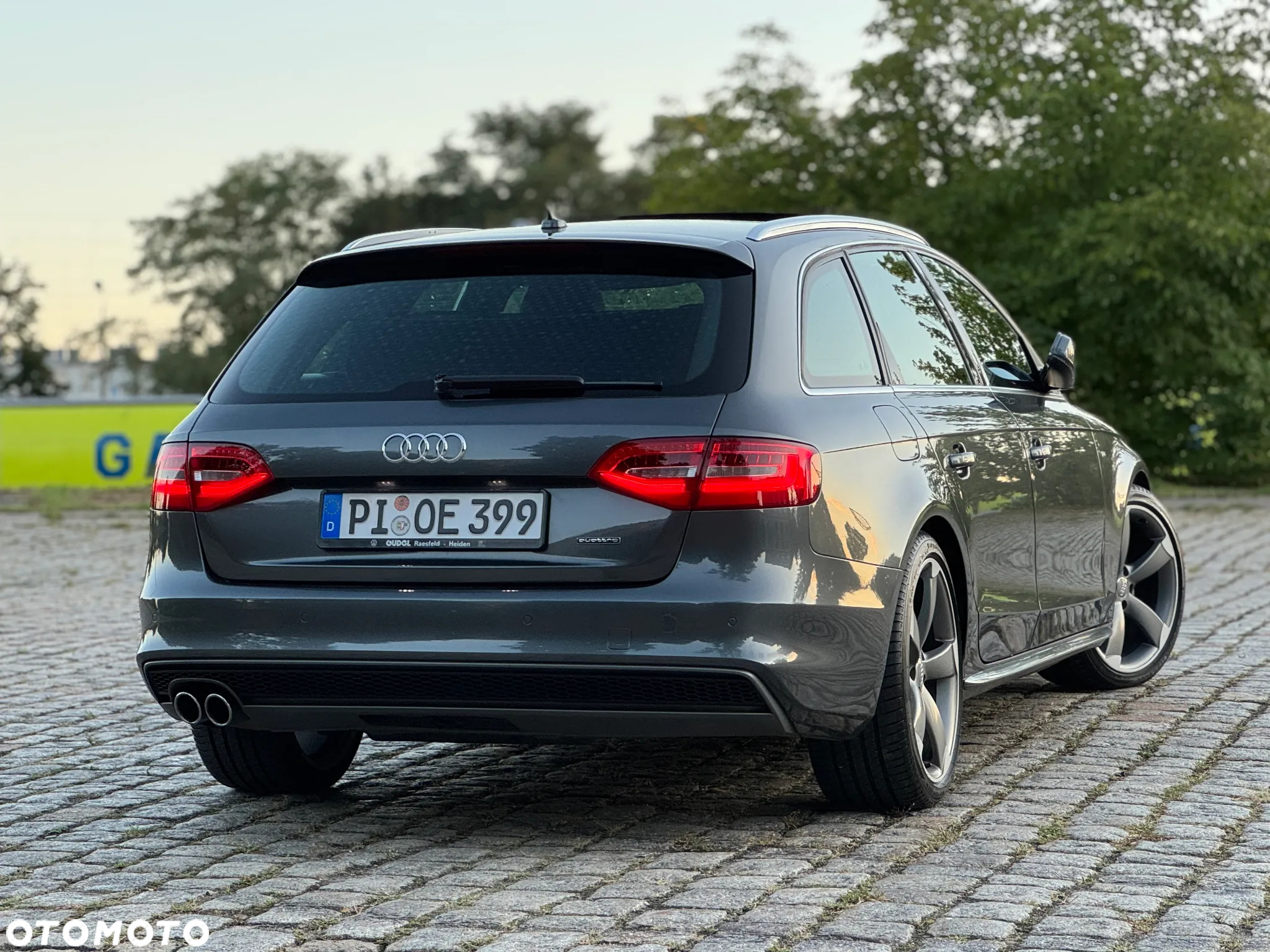 Audi A4 Avant 2.0 TDI Quattro Line S tronic - 15