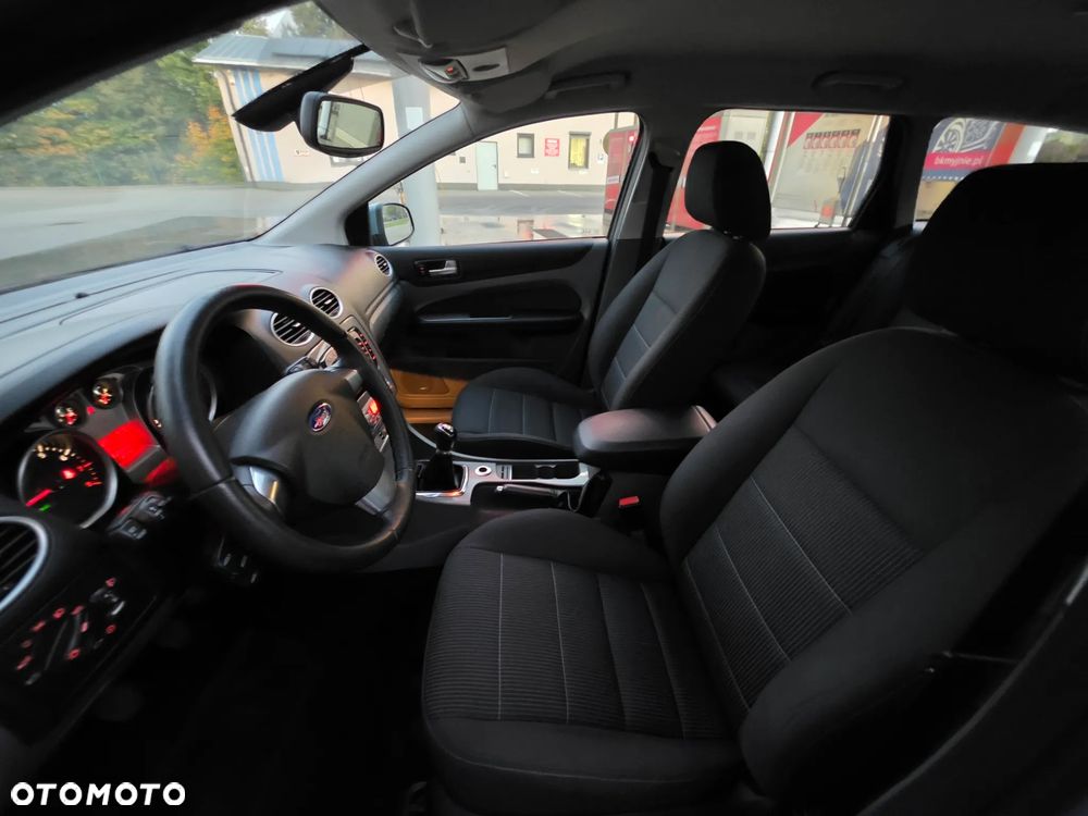 Ford Focus - 5