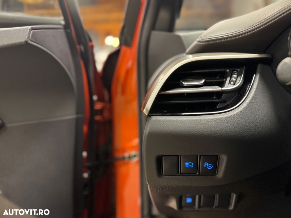 Toyota C-HR 2.0 Orange Edition - 16