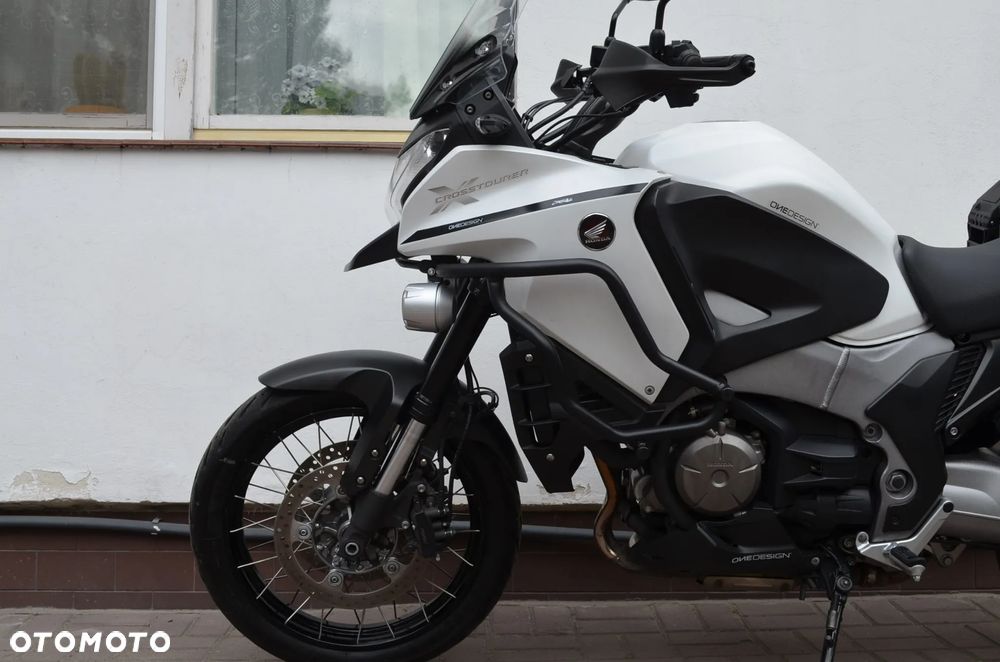 Honda VFR - 3