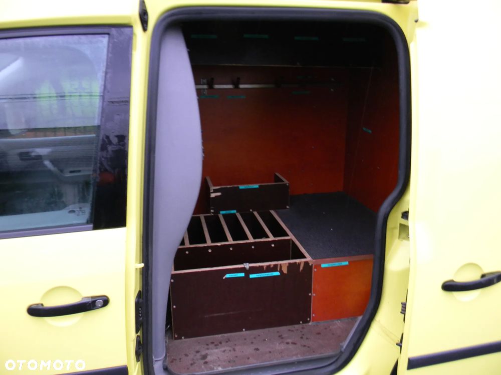 Volkswagen Caddy - 5