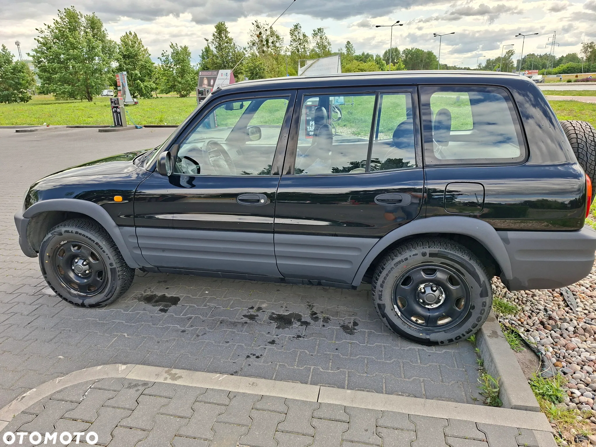 Toyota RAV4 2.0 - 7