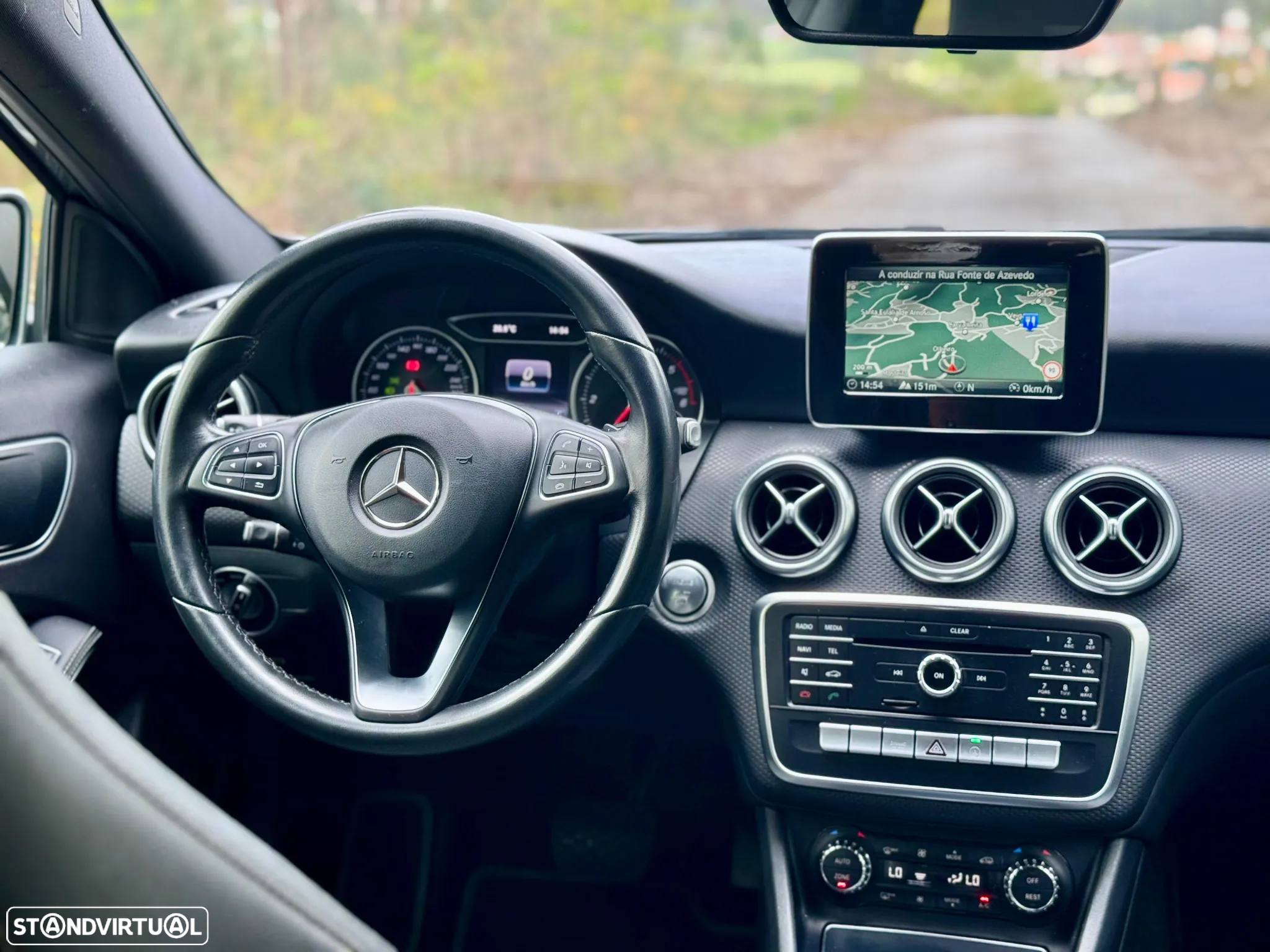 Mercedes-Benz A 180 CDI 7G-DCT Urban - 33