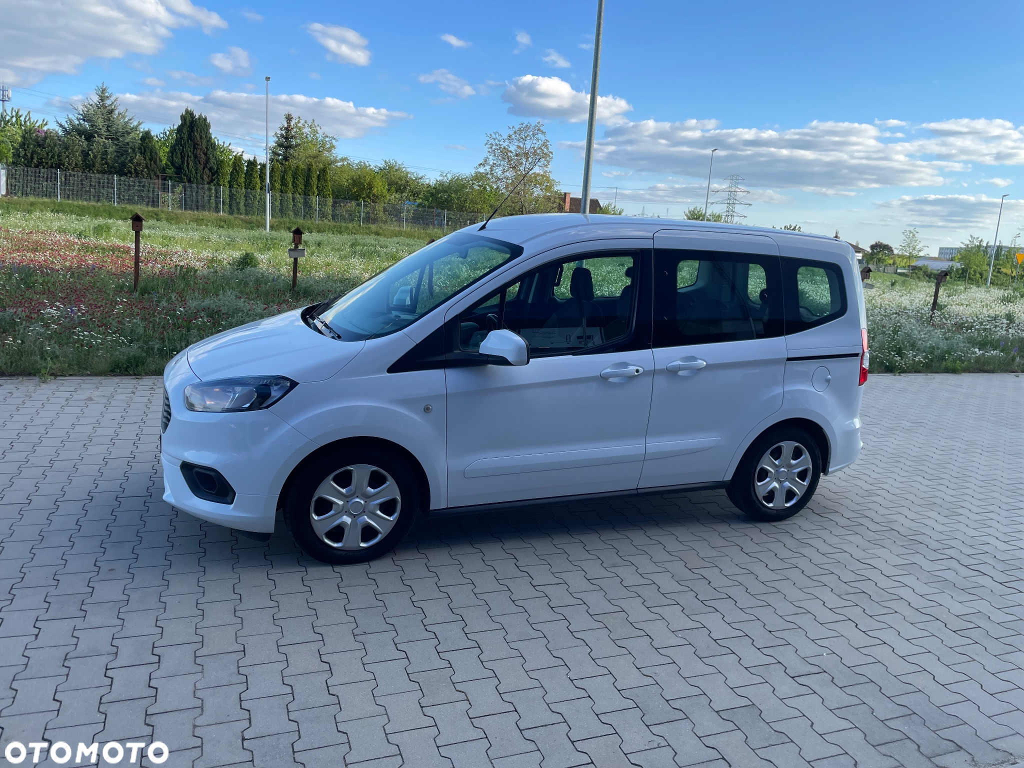 Ford Tourneo Courier 1.5 TDCi Trend - 3