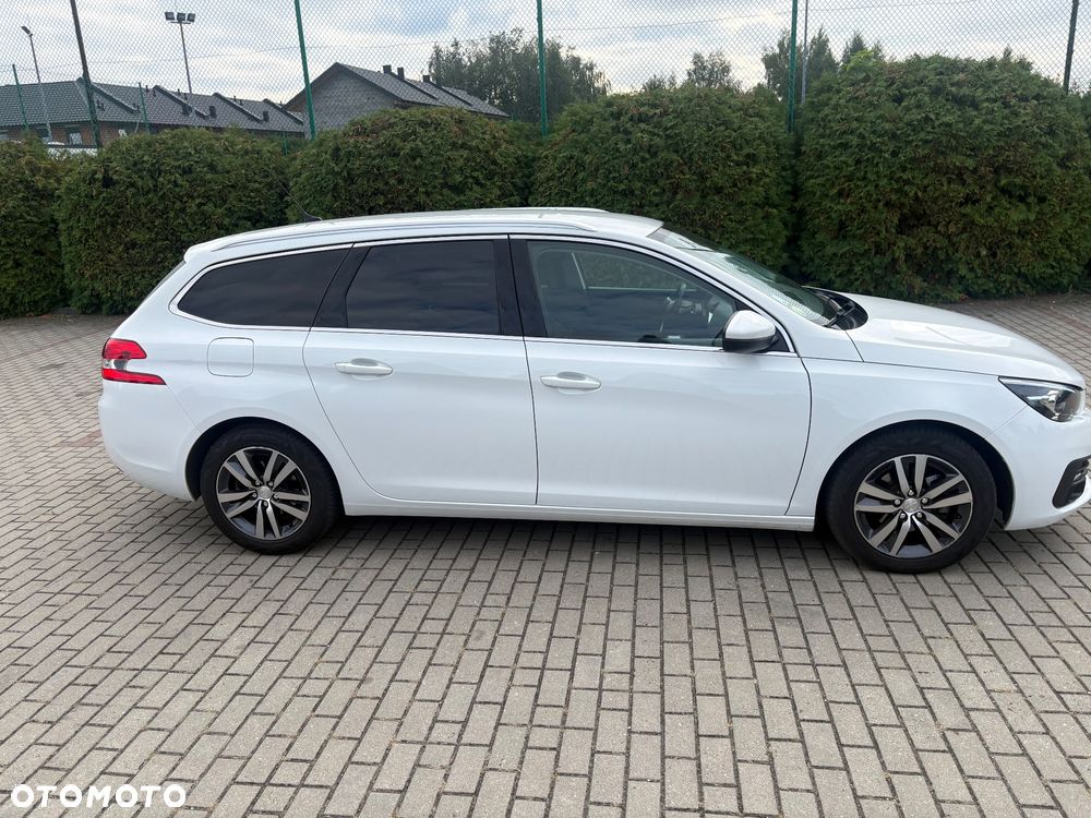 Peugeot 308 1.6 BlueHDi Allure S&S EAT6 - 6