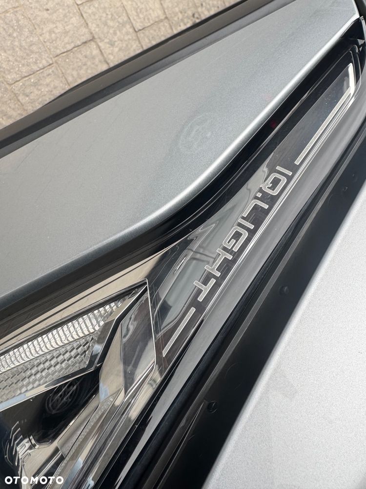 Volkswagen Tiguan 2.0 TDI SCR DSG R-Line - 12