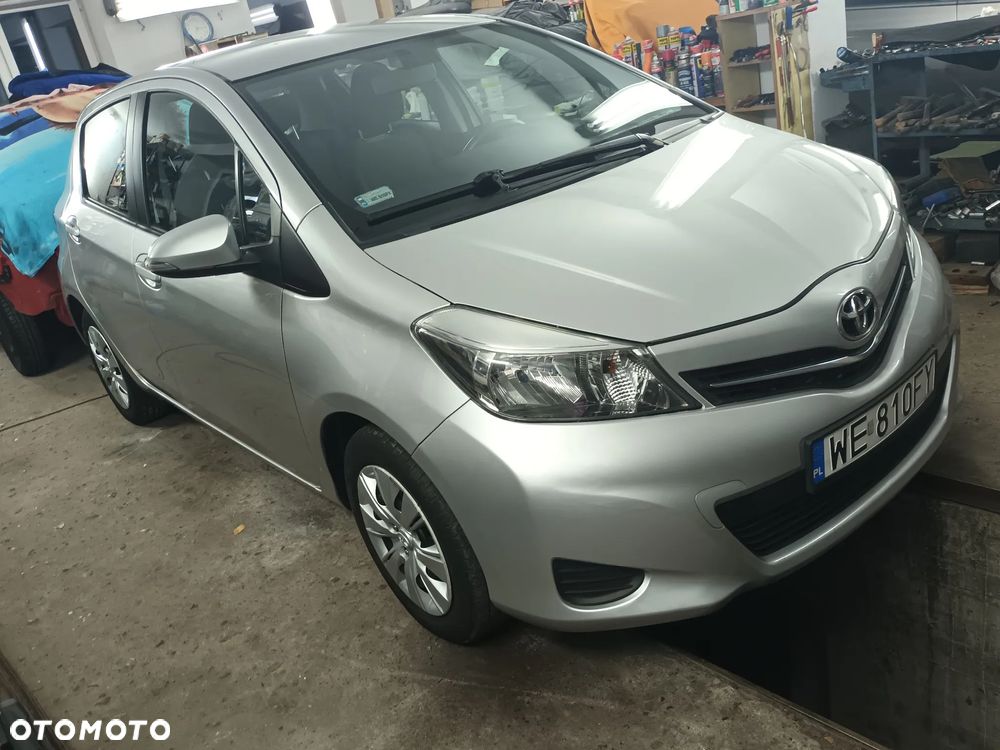 Toyota Yaris - 2