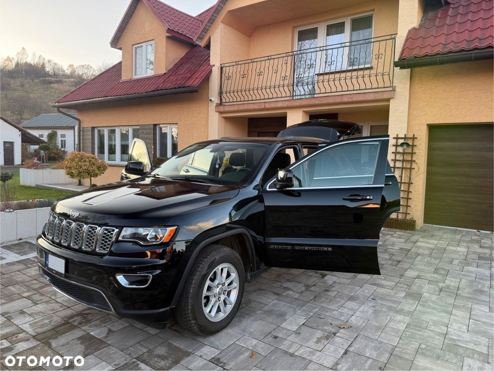 Jeep Grand Cherokee - 36