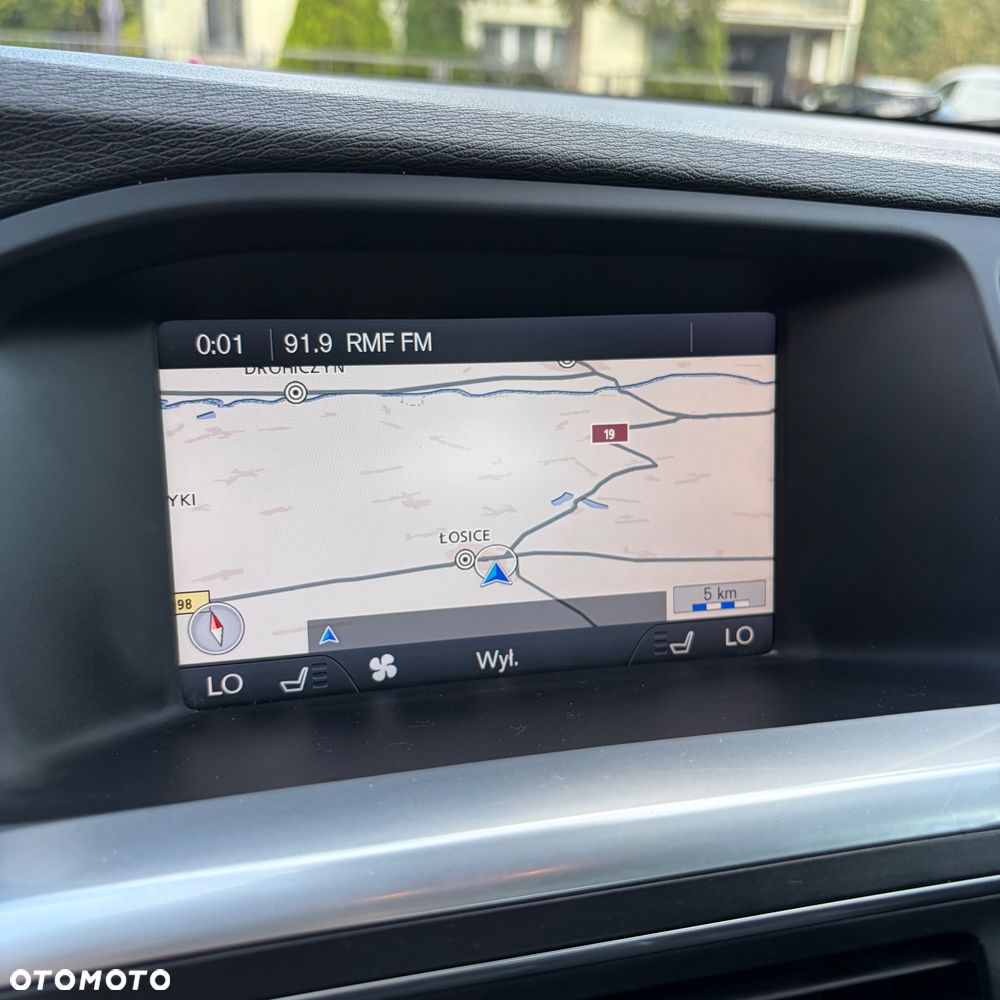 Volvo V60 D3 Momentum - 24