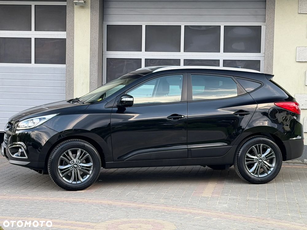 Hyundai ix35 1.6 2WD Fifa World Cup Edition - 4