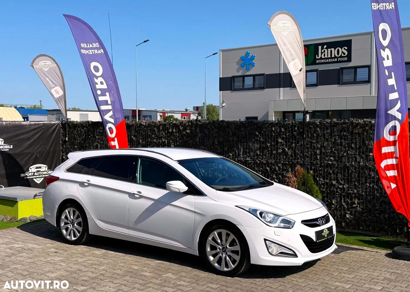 Hyundai i40 1.7 CRDI DPF Wagon Aut. Highway+ - 11