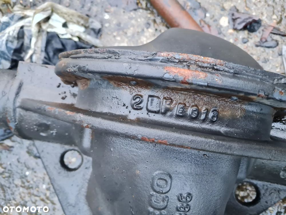 Most dyfer dyferencjał belka tylny tył Iveco Daily IV - 6