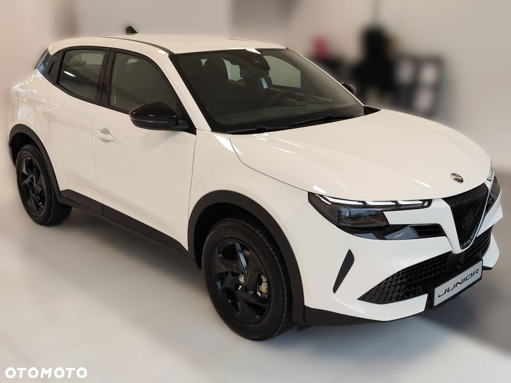 Alfa Romeo Junior 1.2 mHEV Ibrida eDCT - 2
